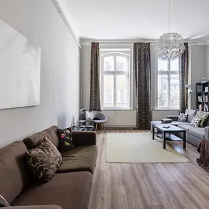 https://bpr-castle-hill-apartment-with-garden.inbudapesthotels.com